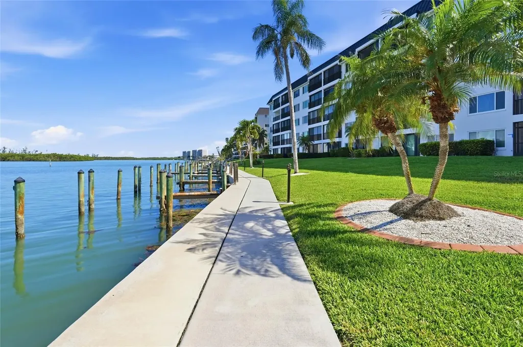 8977 Midnight Pass Road Sarasota FL 34242