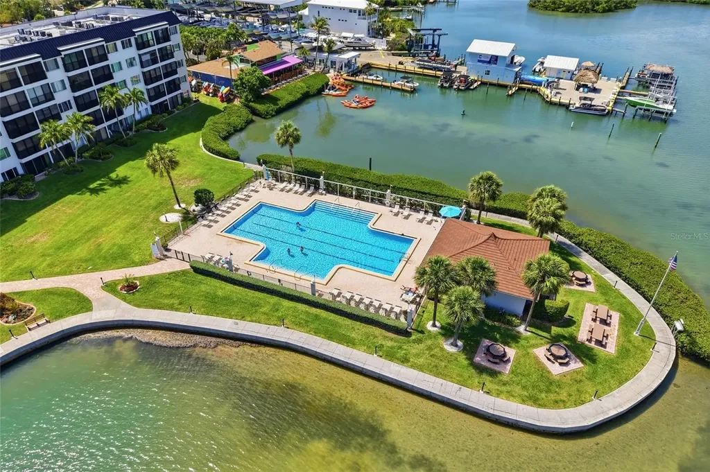 8977 Midnight Pass Road Sarasota FL 34242