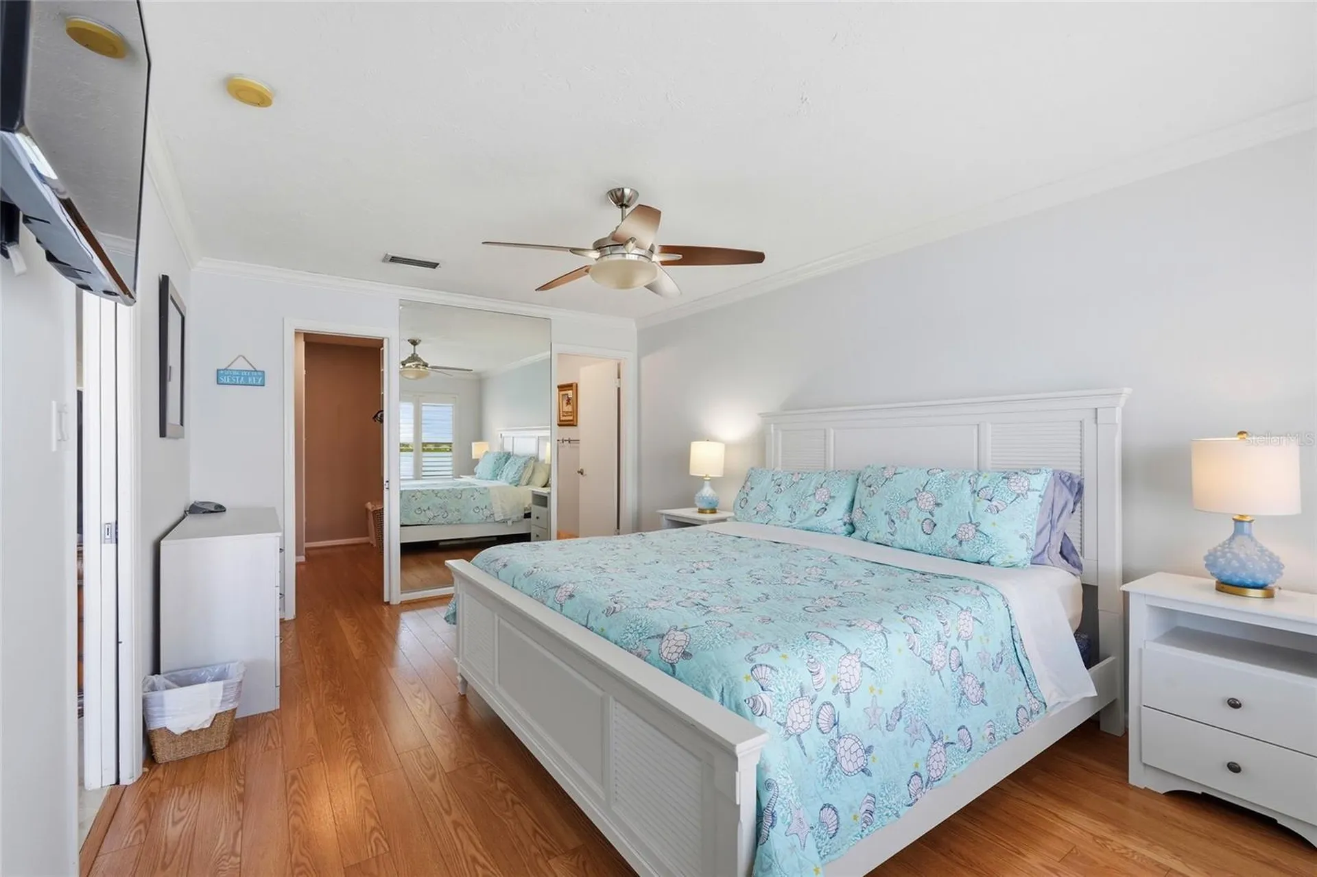 8977 Midnight Pass Road Sarasota FL 34242