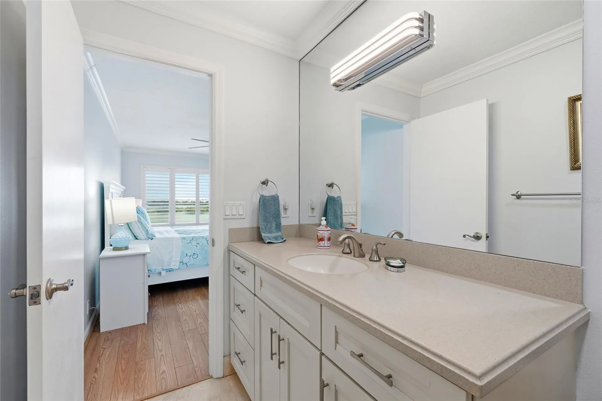 8977 Midnight Pass Road Sarasota FL 34242
