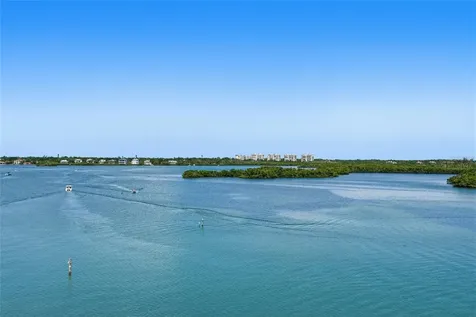 8977 Midnight Pass Road Sarasota FL 34242