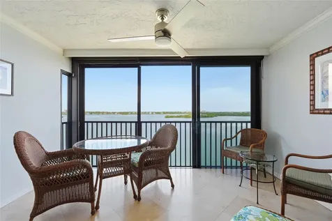 8977 Midnight Pass Road Sarasota FL 34242