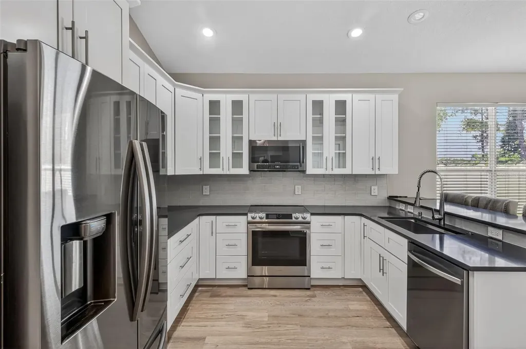 9669 Leland Drive Orlando FL 32827