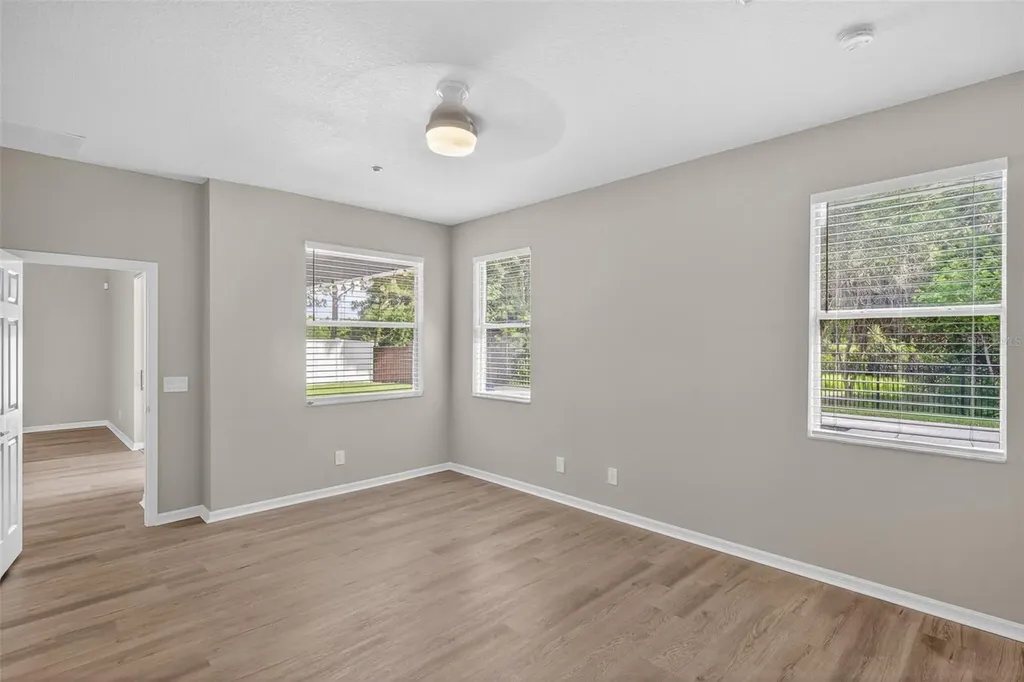 9669 Leland Drive Orlando FL 32827