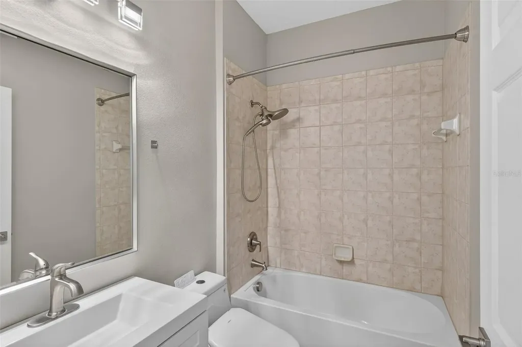 9669 Leland Drive Orlando FL 32827