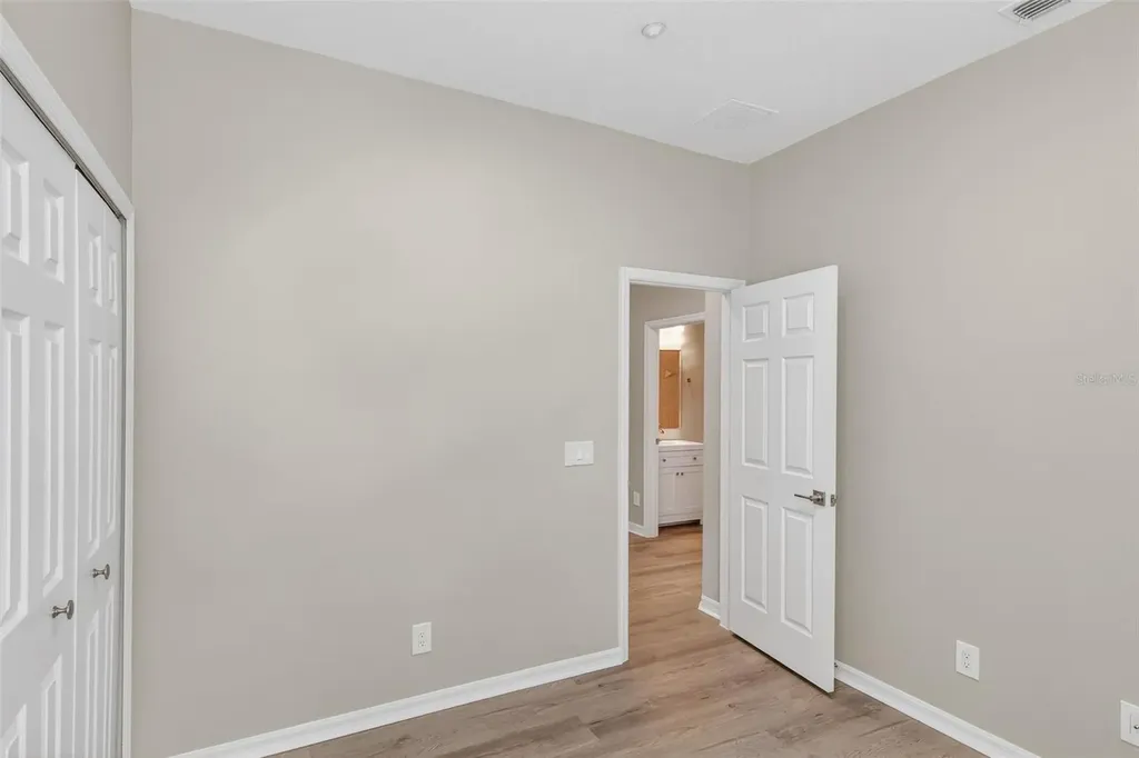 9669 Leland Drive Orlando FL 32827