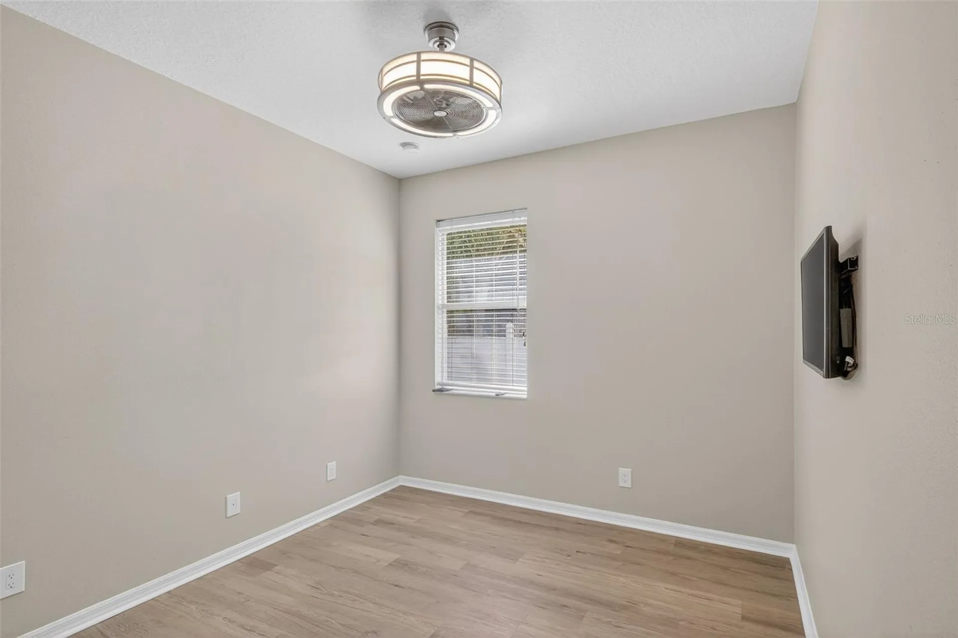 9669 Leland Drive Orlando FL 32827