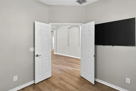 9669 Leland Drive Orlando FL 32827