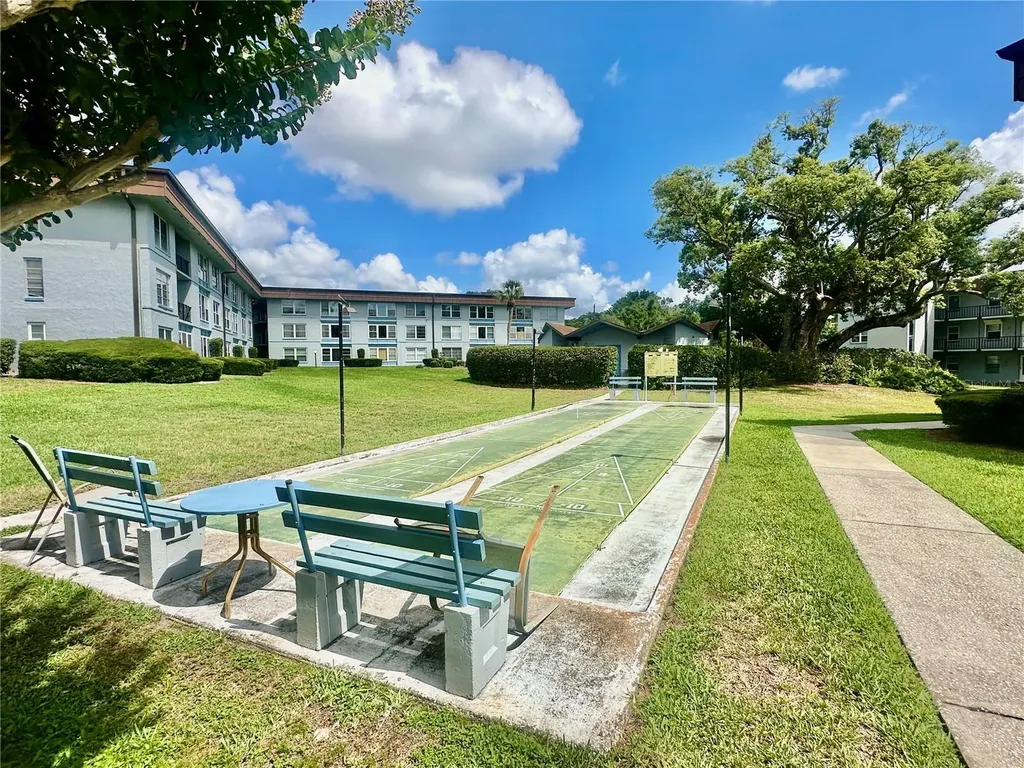 333 Lake Howard Drive NW Winter Haven FL 33880