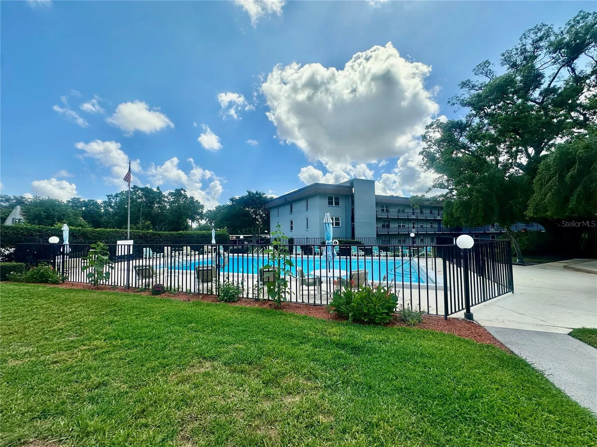 333 Lake Howard Drive NW Winter Haven FL 33880