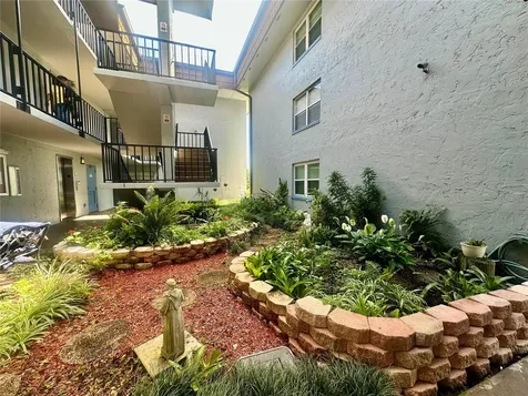 333 Lake Howard Drive NW Winter Haven FL 33880