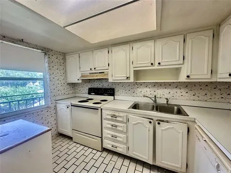 333 Lake Howard Drive NW Winter Haven FL 33880