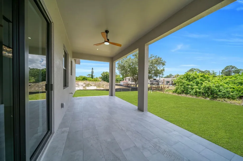3115 2nd Street SW Lehigh Acres FL 33976
