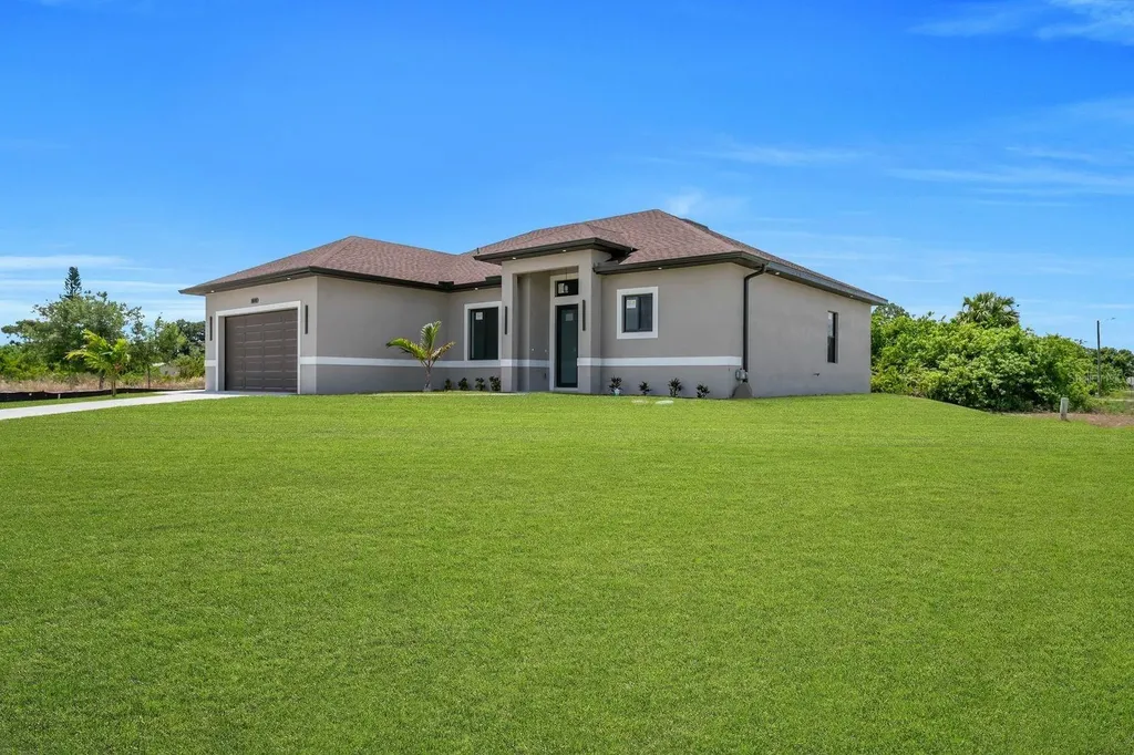 3115 2nd Street SW Lehigh Acres FL 33976