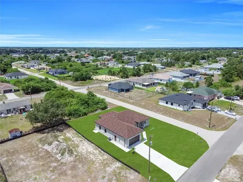 3115 2nd Street SW Lehigh Acres FL 33976