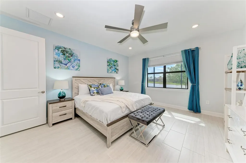 7412 Summerland Cove Lakewood Ranch FL 34202