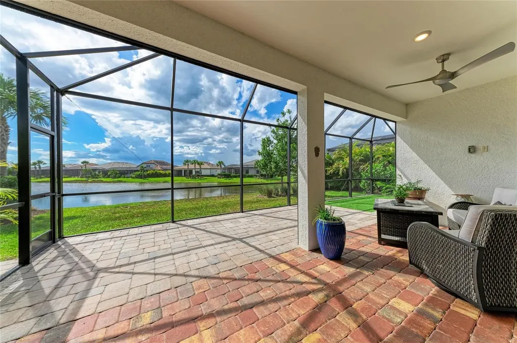 7412 Summerland Cove Lakewood Ranch FL 34202