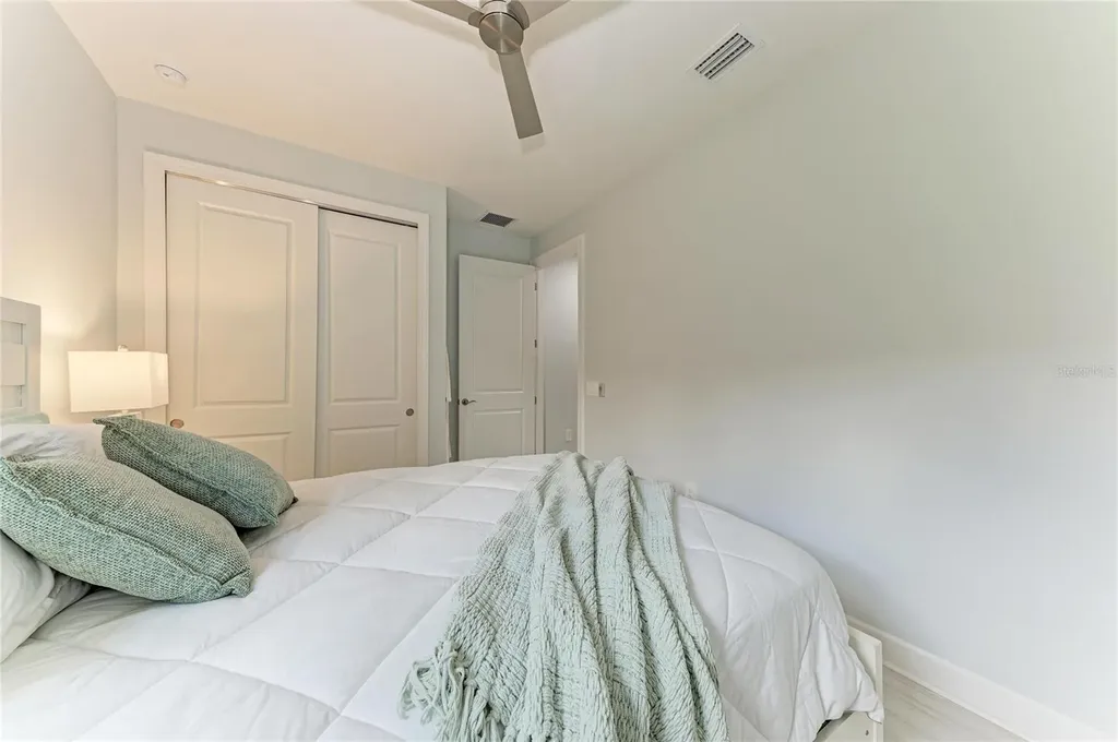 7412 Summerland Cove Lakewood Ranch FL 34202