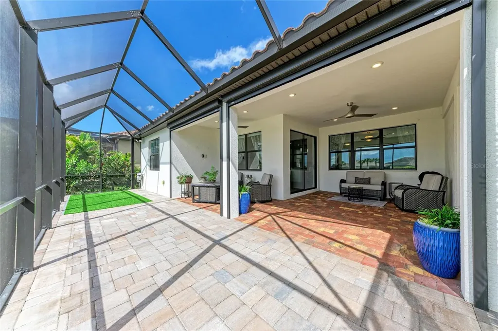 7412 Summerland Cove Lakewood Ranch FL 34202