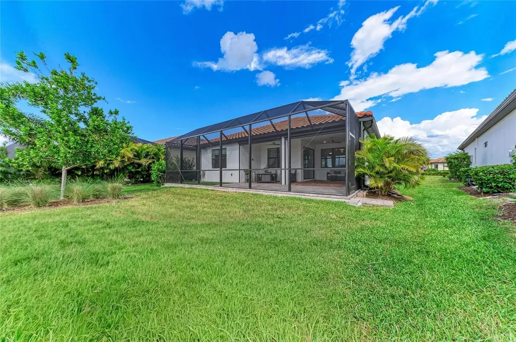 7412 Summerland Cove Lakewood Ranch FL 34202