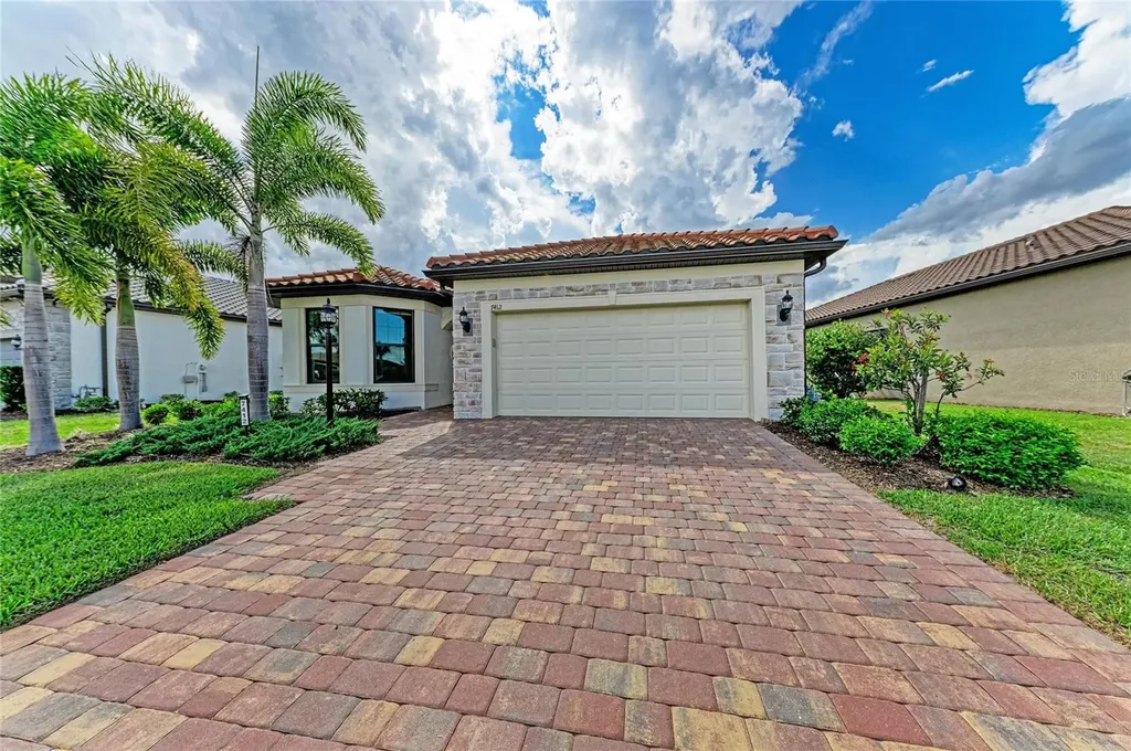 7412 Summerland Cove Lakewood Ranch FL 34202