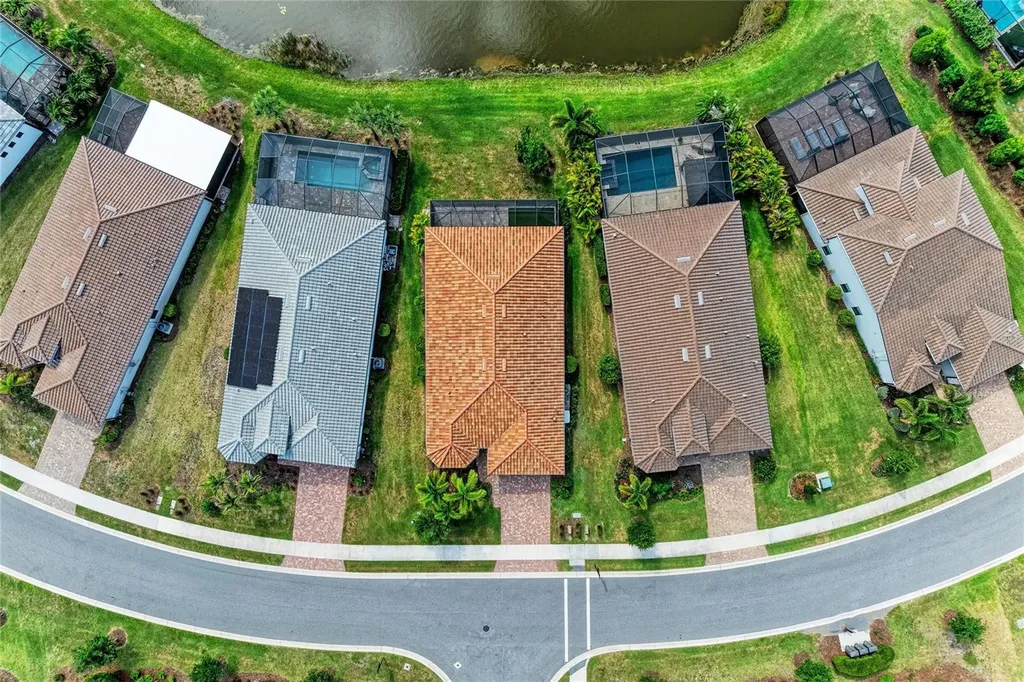 7412 Summerland Cove Lakewood Ranch FL 34202