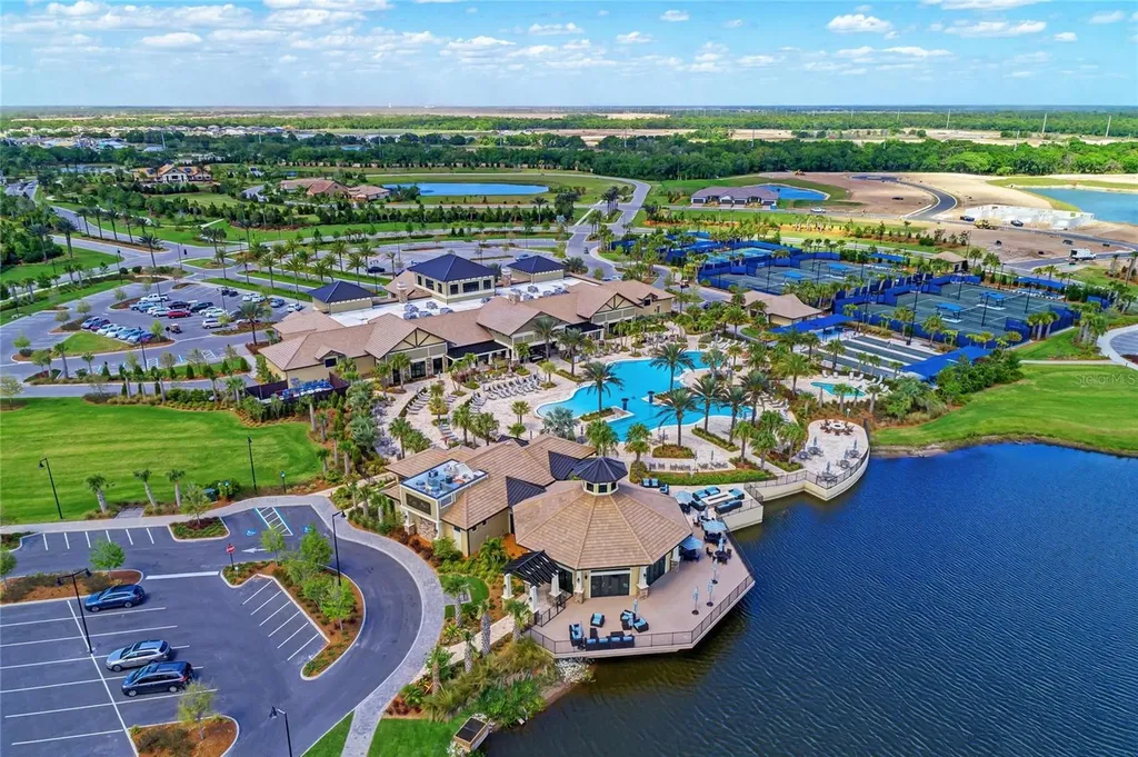 7412 Summerland Cove Lakewood Ranch FL 34202