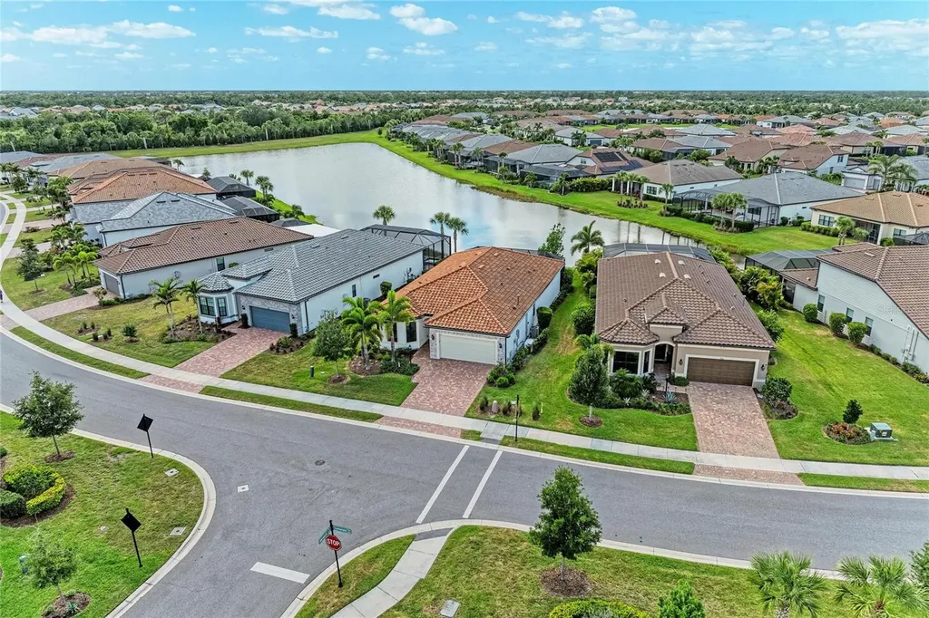 7412 Summerland Cove Lakewood Ranch FL 34202