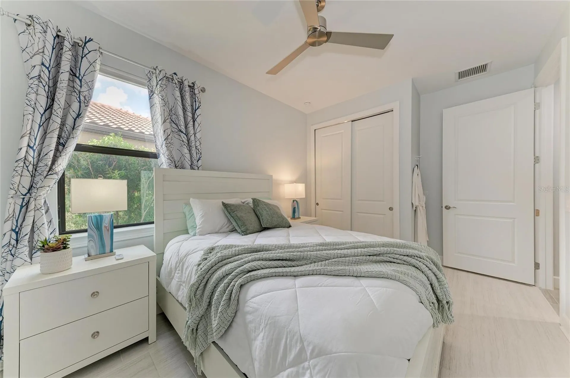 7412 Summerland Cove Lakewood Ranch FL 34202