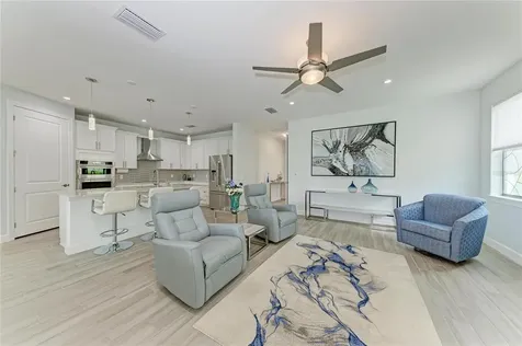 7412 Summerland Cove Lakewood Ranch FL 34202