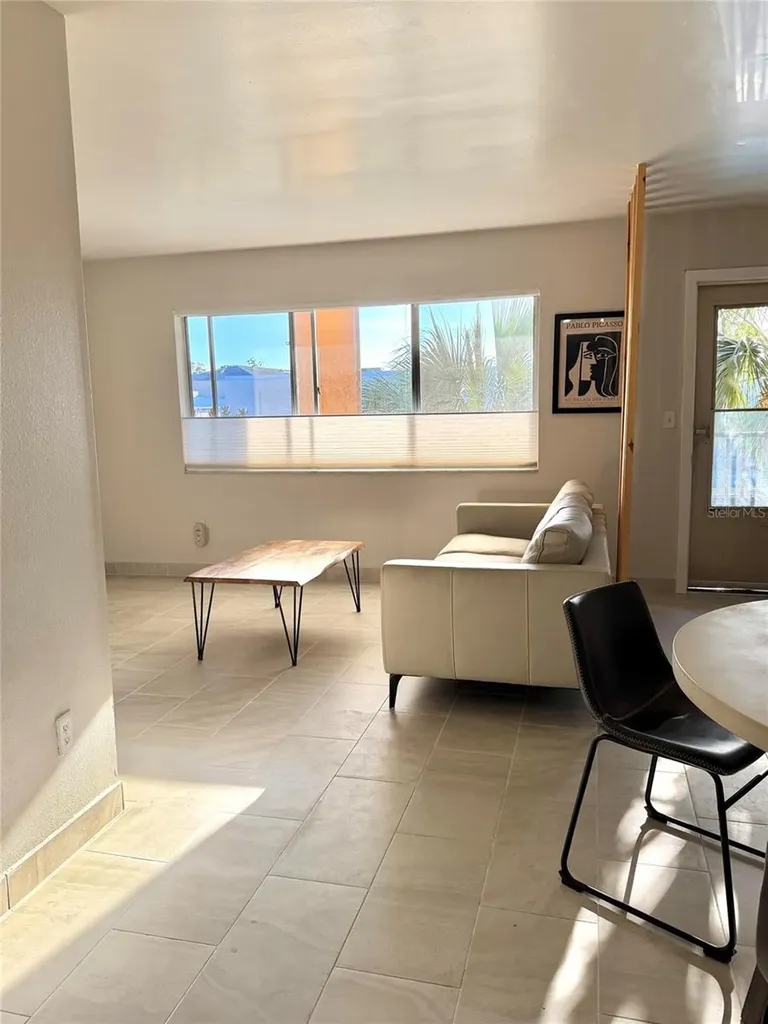 2525 W Bay Drive Largo FL 33770