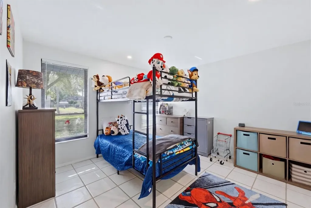 4913 Almanza Avenue Sarasota FL 34235