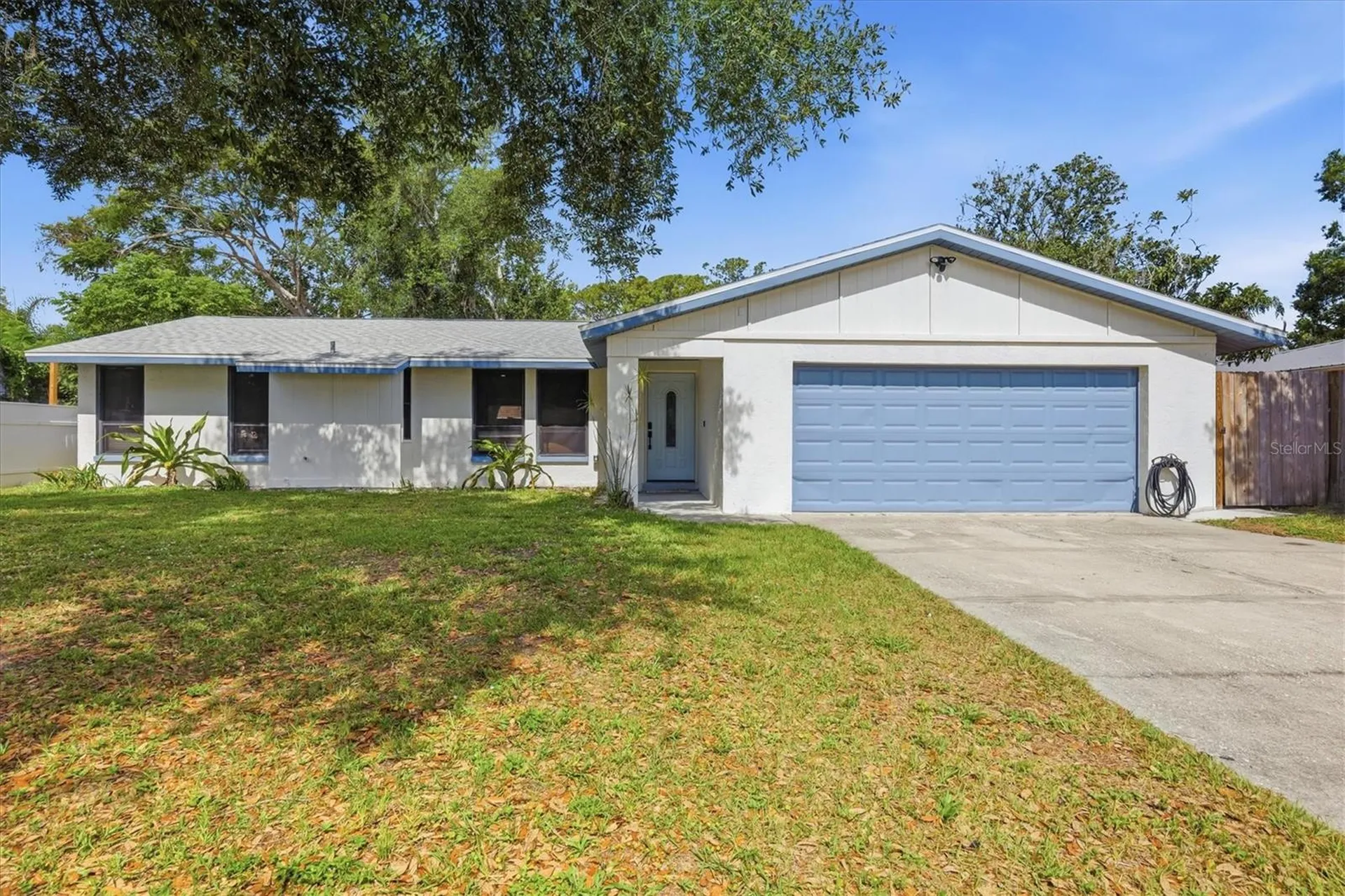 4913 Almanza Avenue Sarasota FL 34235