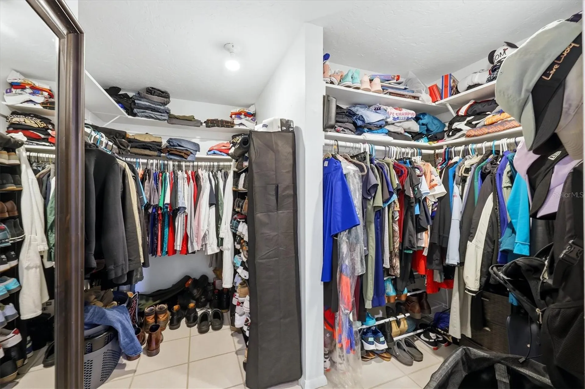 4913 Almanza Avenue Sarasota FL 34235