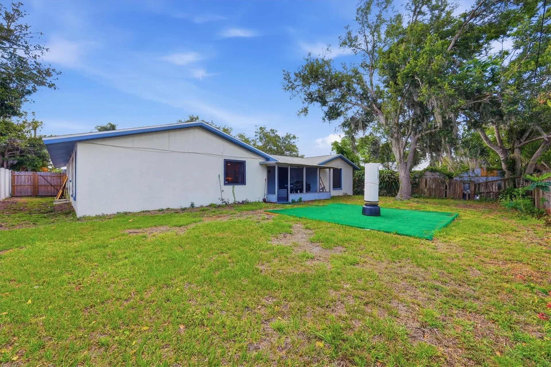 4913 Almanza Avenue Sarasota FL 34235