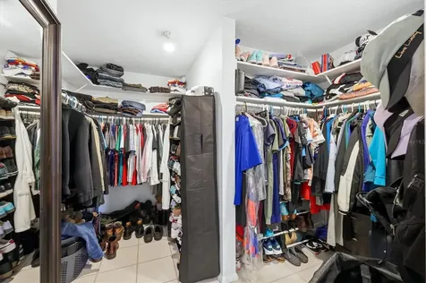 4913 Almanza Avenue Sarasota FL 34235