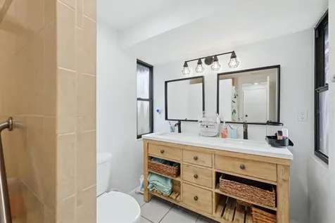 4913 Almanza Avenue Sarasota FL 34235