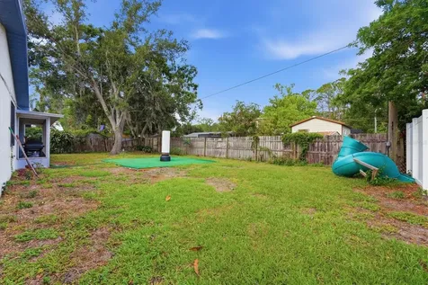 4913 Almanza Avenue Sarasota FL 34235