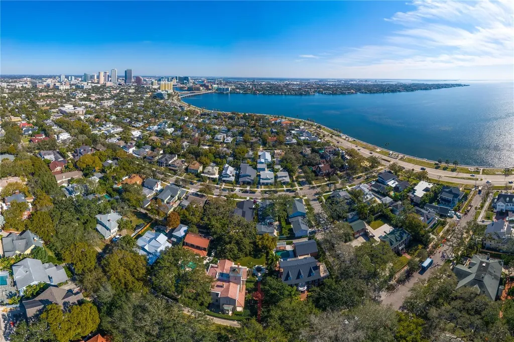 827 S Delaware Avenue Tampa FL 33606