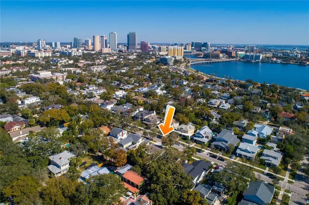 827 S Delaware Avenue Tampa FL 33606