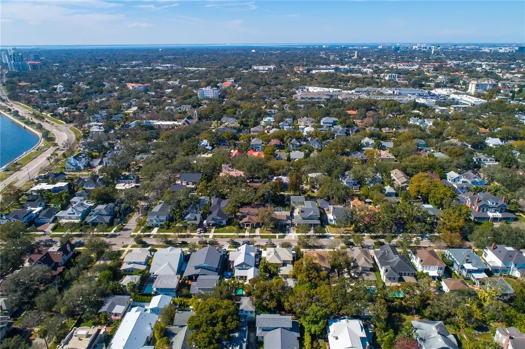 827 S Delaware Avenue Tampa FL 33606