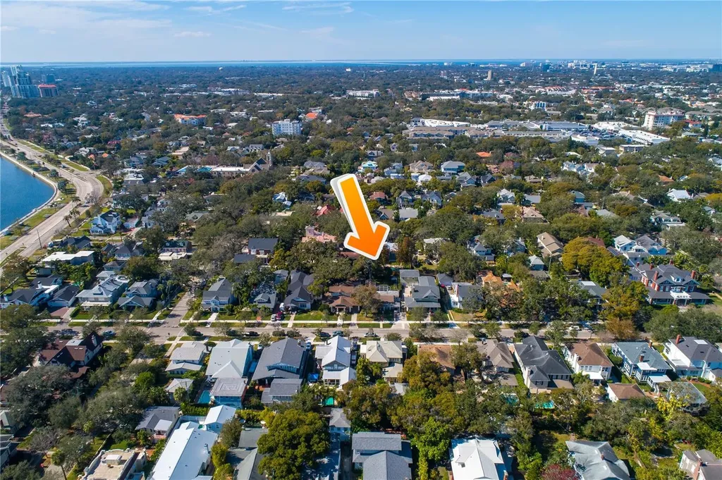 827 S Delaware Avenue Tampa FL 33606