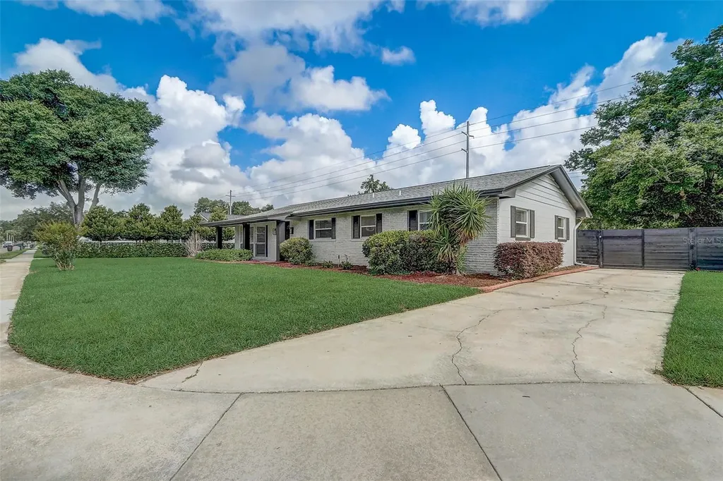 423 Oak Hill Drive Altamonte Springs FL 32701