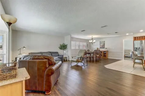 423 Oak Hill Drive Altamonte Springs FL 32701