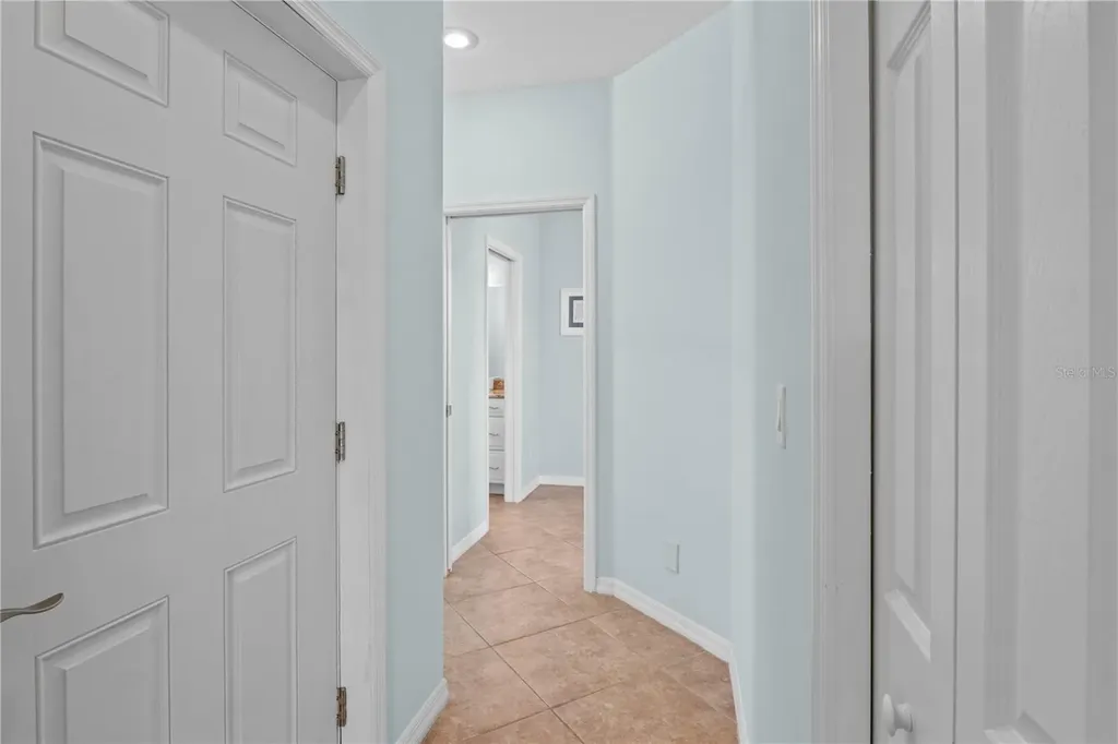 7005 Holmes Boulevard Holmes Beach FL 34217
