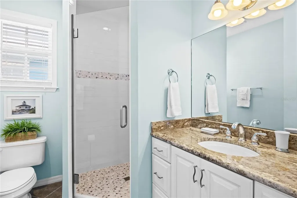 7005 Holmes Boulevard Holmes Beach FL 34217