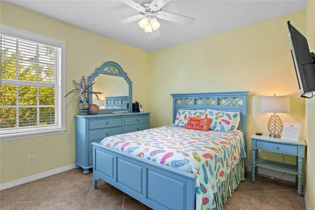 7005 Holmes Boulevard Holmes Beach FL 34217