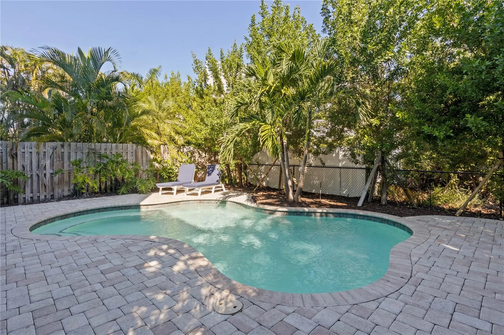 7005 Holmes Boulevard Holmes Beach FL 34217