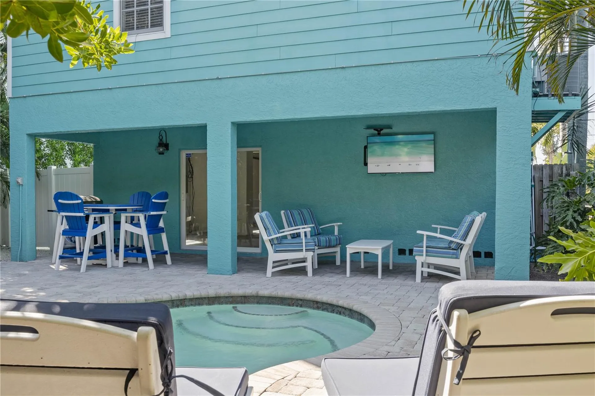 7005 Holmes Boulevard Holmes Beach FL 34217