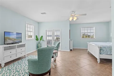 7005 Holmes Boulevard Holmes Beach FL 34217